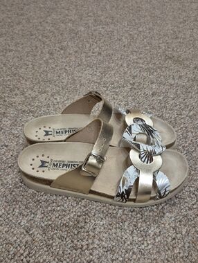 Mephisto Helma Gold Metallic Leather Floral-Link Slide Sandals New Size 39eur